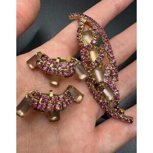 Rare Vintage Hattie Carnegie Pink Rhinestone Brooch and Earrings